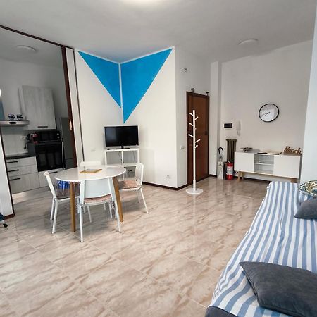 Appartamento Azzurro Πέζαρο Εξωτερικό φωτογραφία
